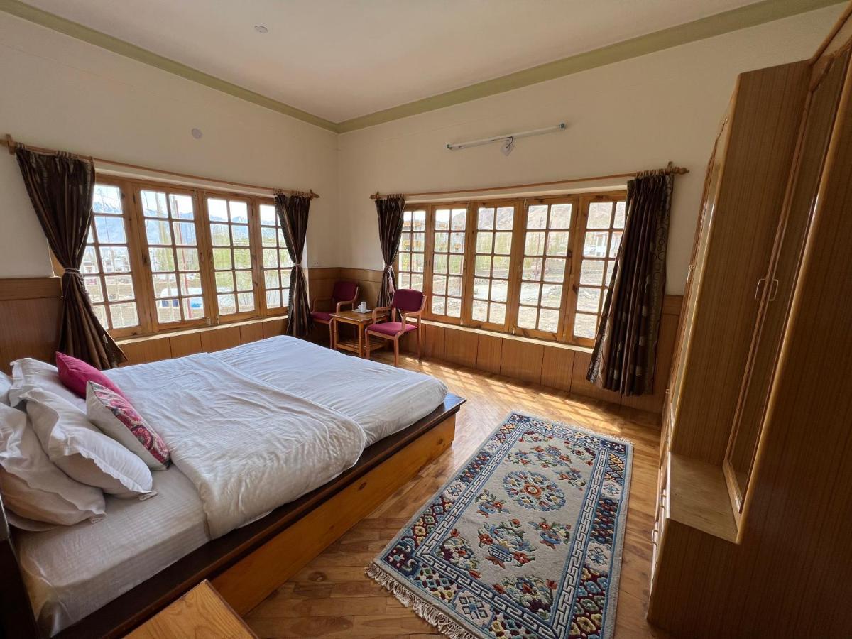 Heschuk Guest House ليه المظهر الخارجي الصورة