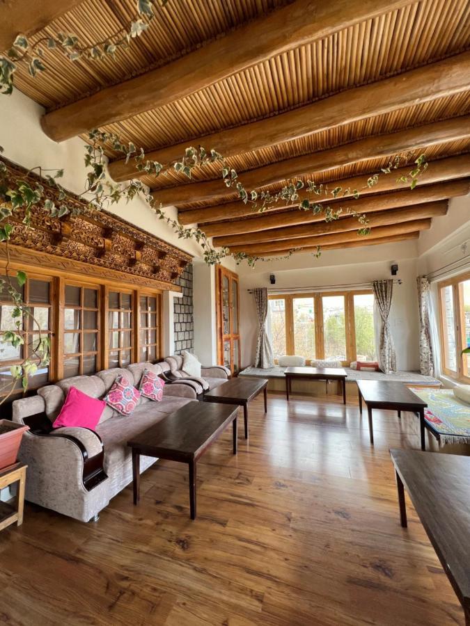 Heschuk Guest House ليه المظهر الخارجي الصورة