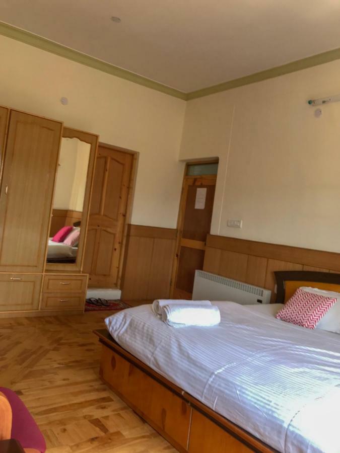 Heschuk Guest House ليه المظهر الخارجي الصورة